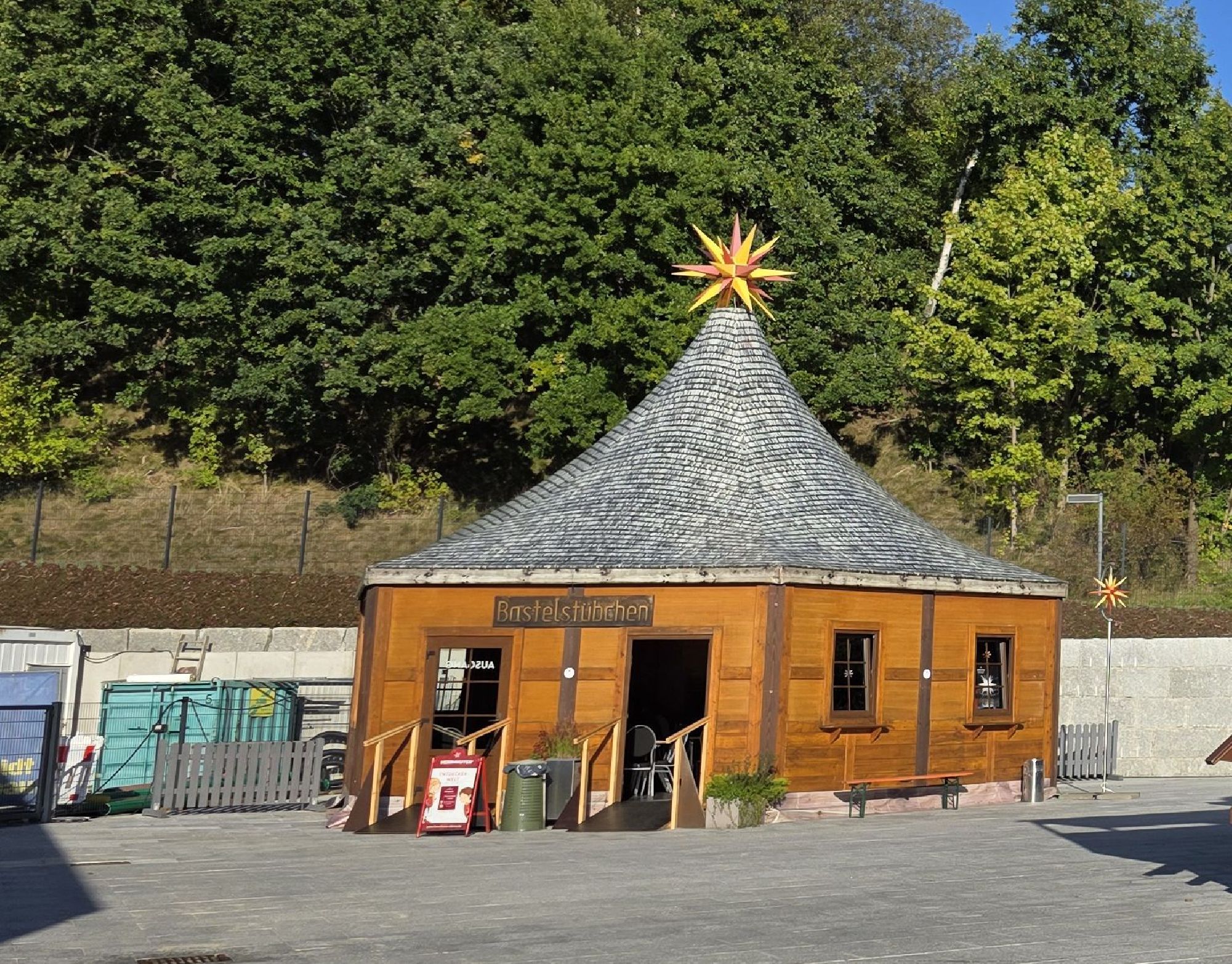 Herrnhuter Sterne basteln im Sternestübchen
