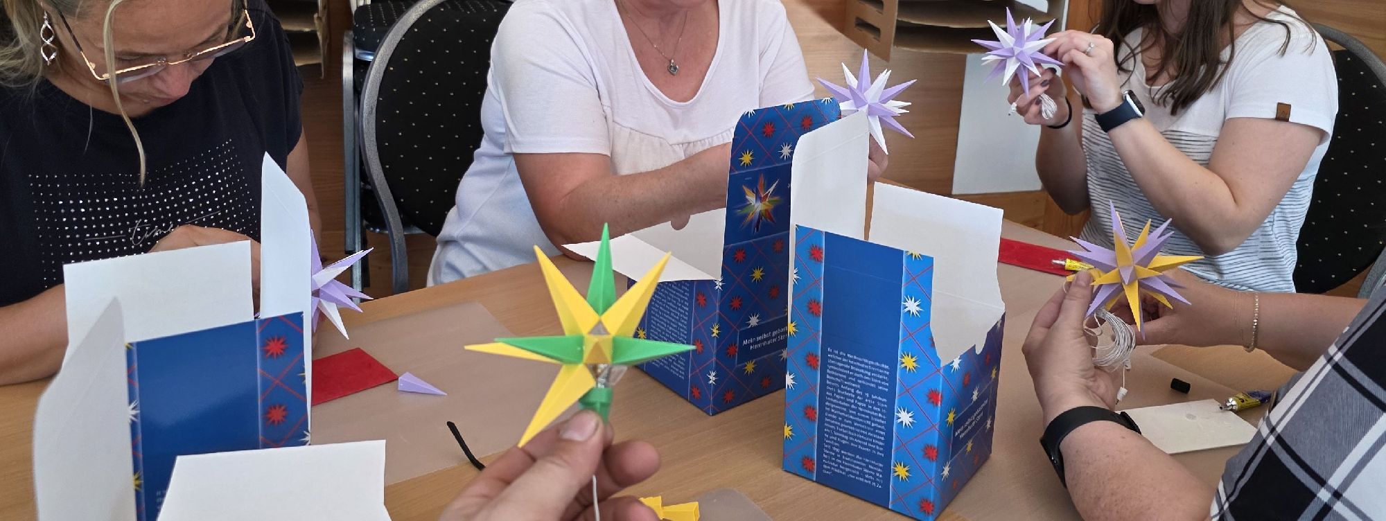 Herrnhuter Sterne selber basteln