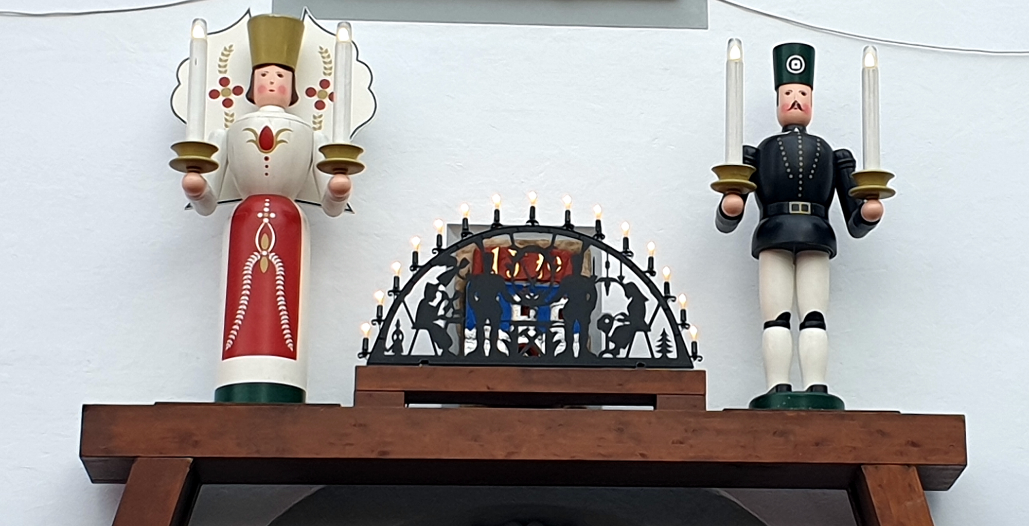 Erzgebirge Engel und Bergmann elektrisch 